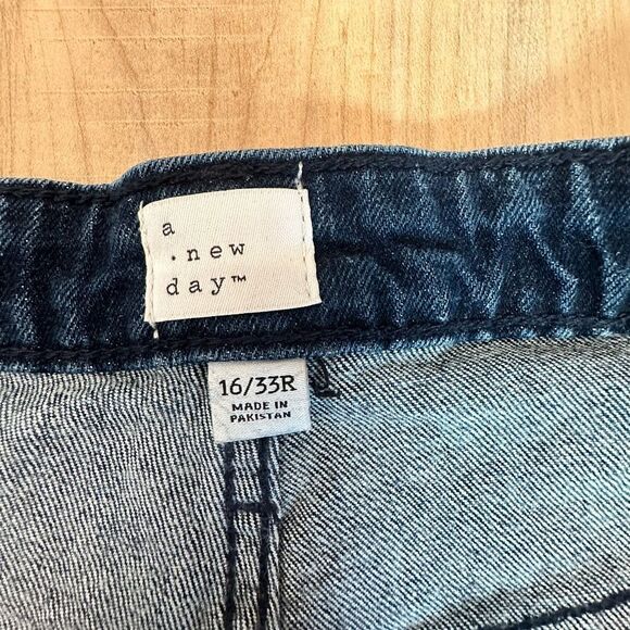 NWT A New Day Lightly Distressed High Rise Bootcut Jeans Size 16R - Picture 9 of 12